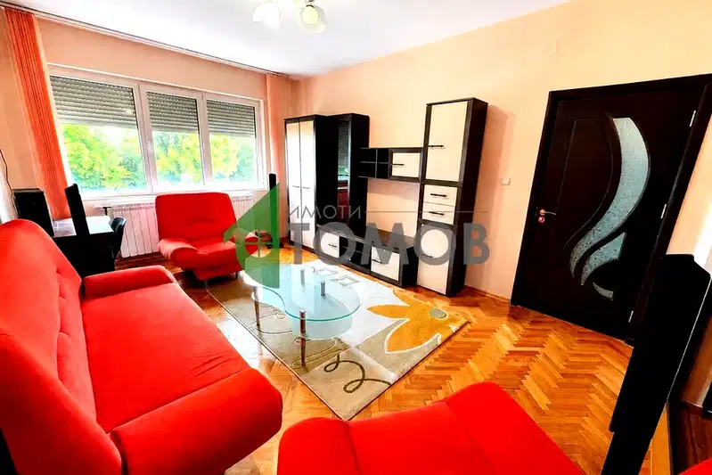 3-bedroom apartment in Shumen, Voenno Uchilishte