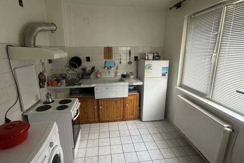 4-bedroom apartment in област София, Slivnica