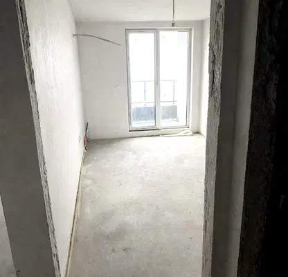 Photo 3 — Two-room apartment in Banishora with balcony and elevator