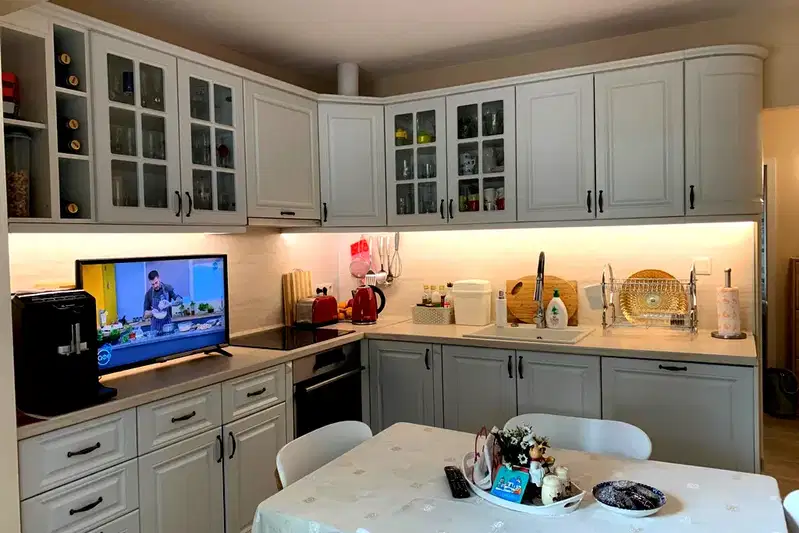 3-bedroom apartment in Sofiya, Banishora