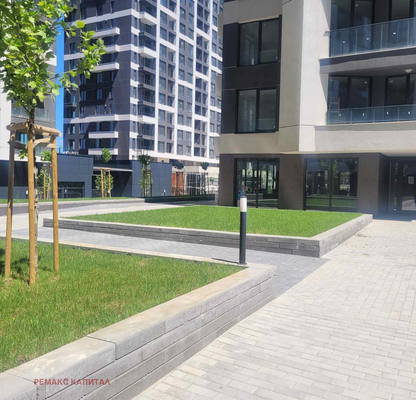 Снимка 3 — Тристаен апартамент с панорамна гледка в Банишора, София