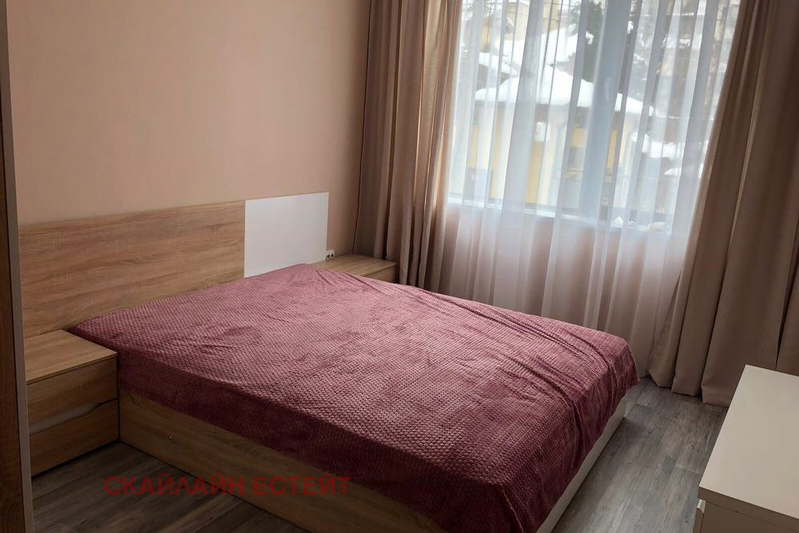 3-bedroom apartment in Sofiya, Bykston