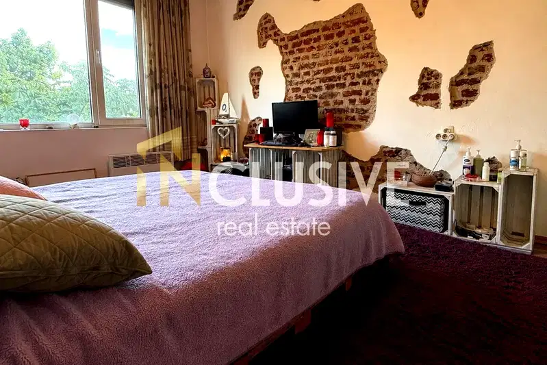 3-bedroom apartment in Sofiya, Centyr
