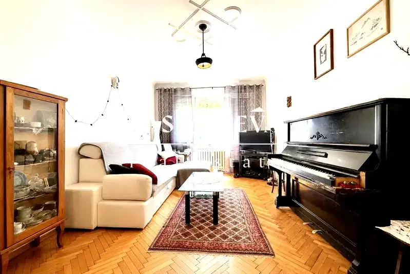 3-bedroom apartment in Sofiya, Centyr