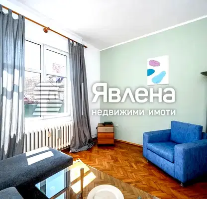 Снимка 4 — Тристаен апартамент с тавански етаж в Център, София