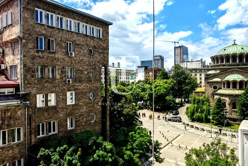 3-bedroom apartment in Sofiya, Centyr