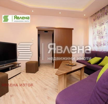 Photo 2 — Three-room apartment with terrace in Center, Sofia