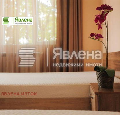 Photo 3 — Three-room apartment with terrace in Center, Sofia