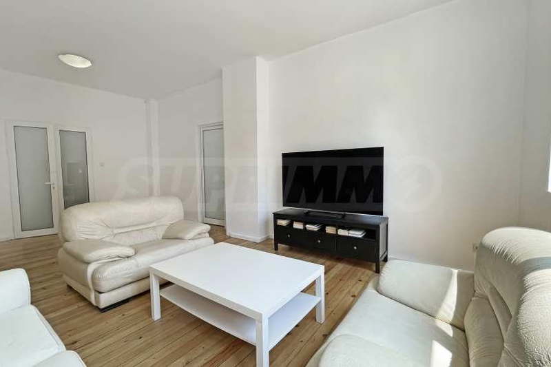 4-bedroom apartment in Sofiya, Centyr