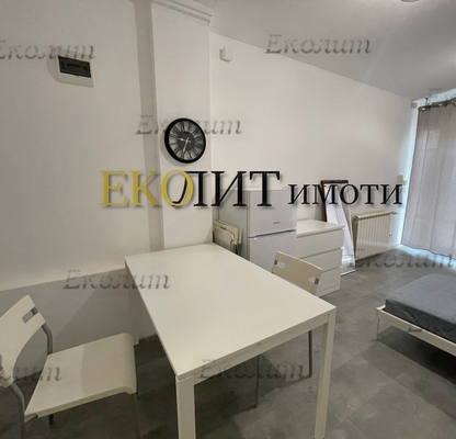 Снимка 3 — Едностаен апартамент на партер в Център, София с луксозно обзавеждане