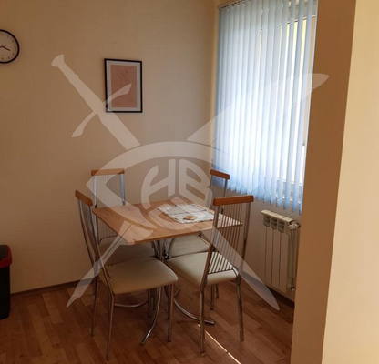 Снимка 5 — Едностаен апартамент 55 кв.м. в Център с асансьор