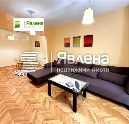 Снимка 2 — Двустаен апартамент в Център, София с два балкона
