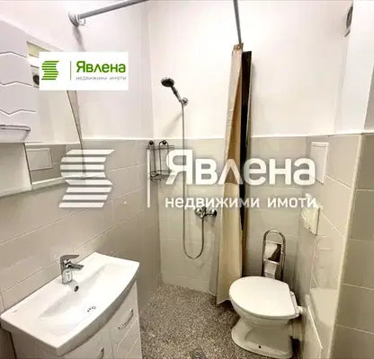 Снимка 4 — Двустаен апартамент в Център, София с два балкона