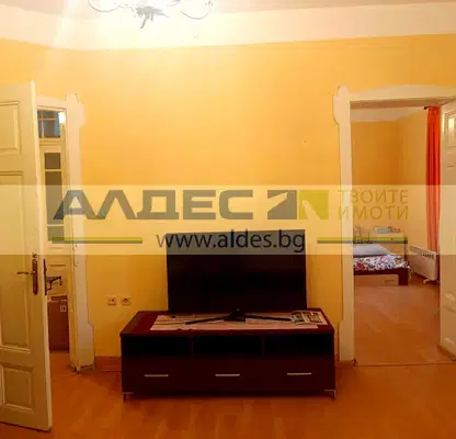 Photo 3 — Three-room apartment with south aspect in Center, Sofia