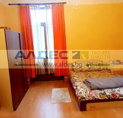Photo 5 — Three-room apartment with south aspect in Center, Sofia