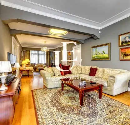 Photo 3 — 3-bedroom apartment in Sofiya, Centyr