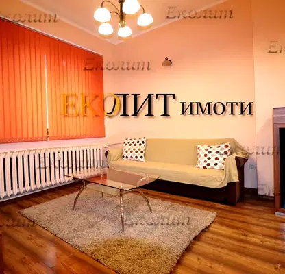 Снимка 4 — Луксозен 3-стаен апартамент в Център, София с тераса