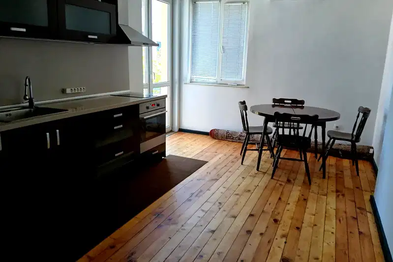3-bedroom apartment in Sofiya, Centyr