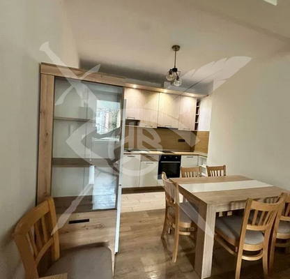 Снимка 4 — Тристаен апартамент с две тераси в Център, София