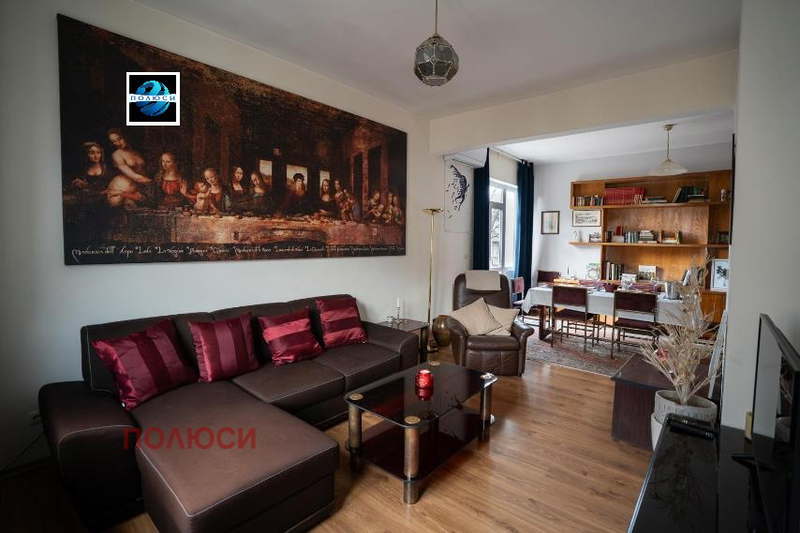 3-bedroom apartment in Sofiya, Centyr