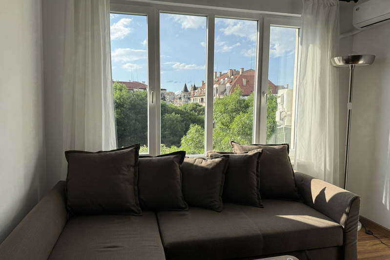 3-bedroom apartment in Sofiya, Centyr
