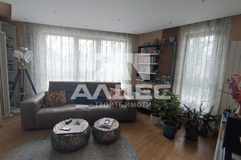 2-bedroom apartment in Sofiya, Dianabad