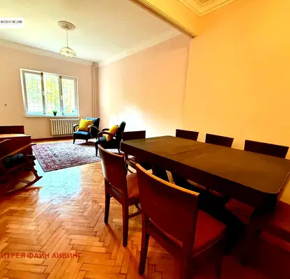 Снимка 4 — Двустаен апартамент с тераса до Докторски паметник в София