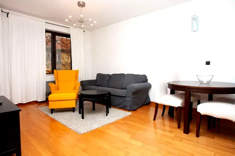 3-bedroom apartment in Sofiya, Doktorski Pametnik