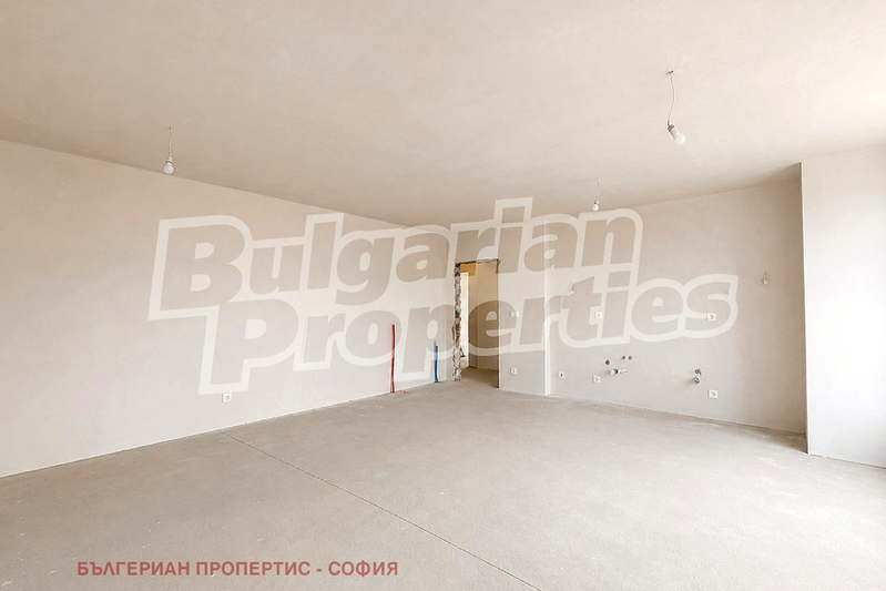 3-bedroom apartment in Sofiya, Drujba 1