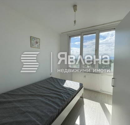 Photo 3 — Two-room apartment in Druzhba 1 with elevator and partial renovation