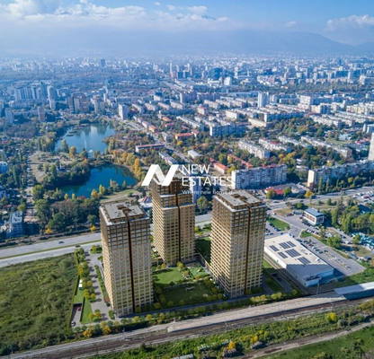 Снимка 2 — Двустаен апартамент с панорамна гледка в Дружба 2, София