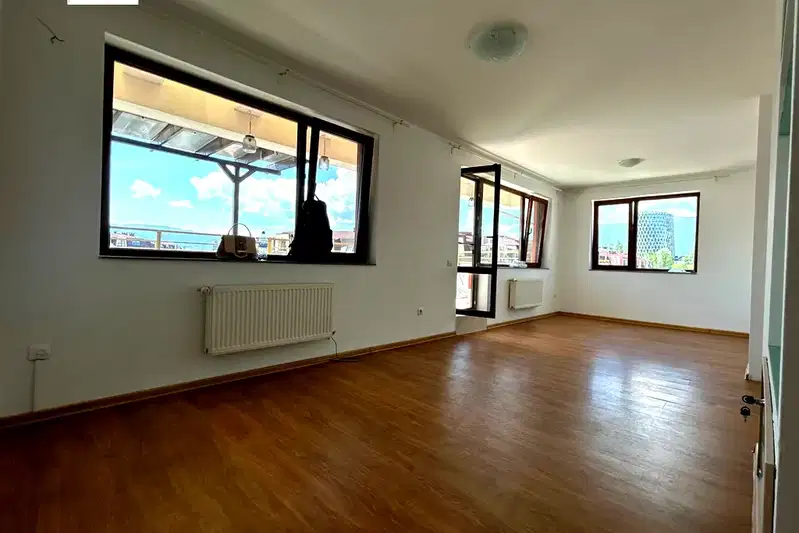 3-bedroom apartment in Sofiya, Drujba 2