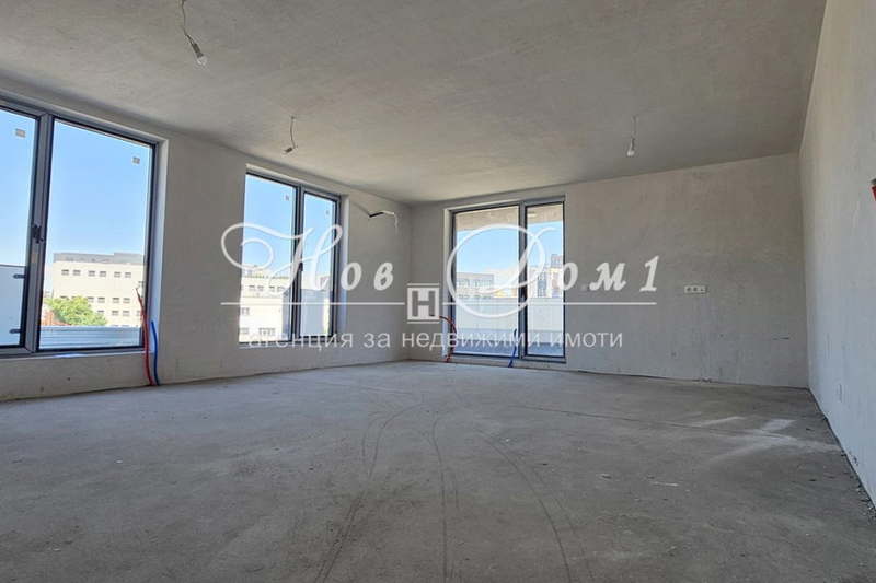 3-bedroom apartment in Sofiya, Drujba 2