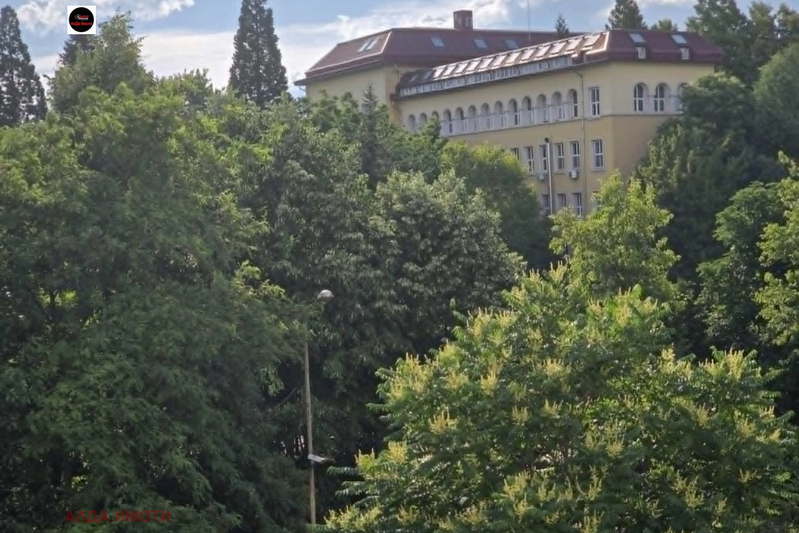 3-стаен апартамент в Дървеница с възможност за преустройство