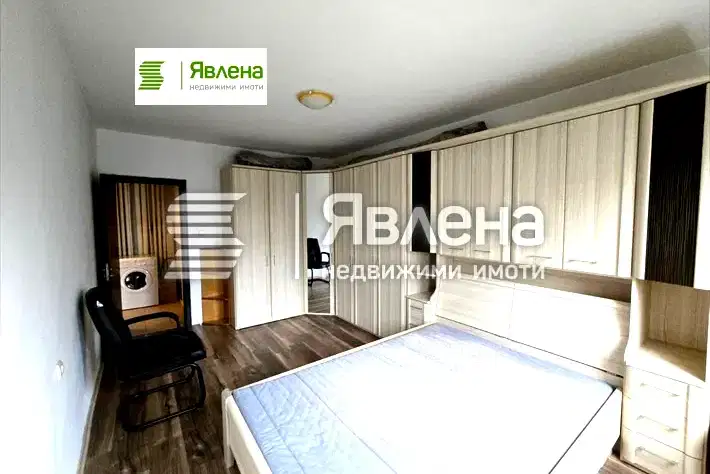 Двустаен апартамент с тераса в Дървеница, София