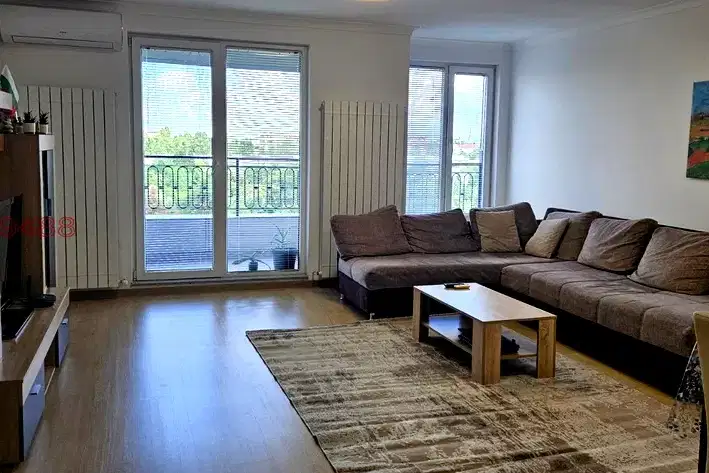 3-bedroom apartment in Sofiya, Dyrvenica