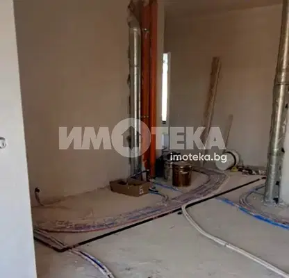 Снимка 4 — Тристаен апартамент с панорамни тераси в Горна баня, София