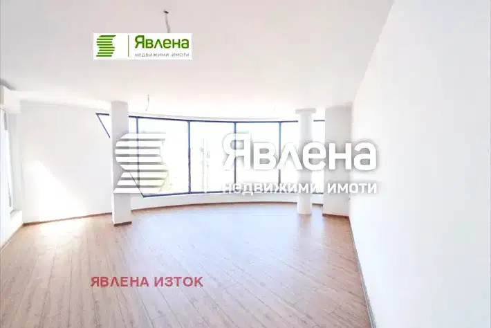 Тристаен апартамент с тераса и гледка в Горубляне, София