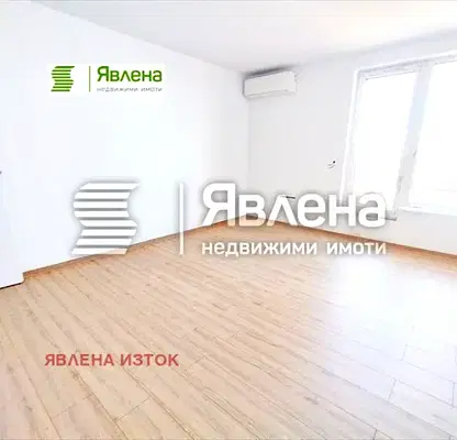 Снимка 2 — Тристаен апартамент с тераса и гледка в Горубляне, София