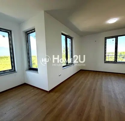 Photo 2 — 3-bedroom apartment in Sofiya, Gorublyane