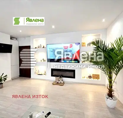 Снимка 3 — Тристаен апартамент с двор и гараж в Горубляне, София