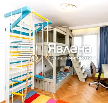 Снимка 2 — Тристаен апартамент с две бани в Градина, София