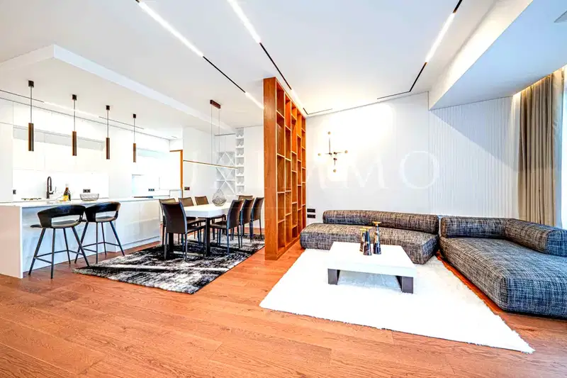 3-bedroom apartment in Sofiya, Iztok