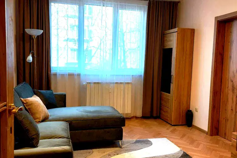 3-bedroom apartment in Sofiya, Iztok