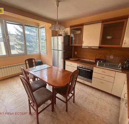 Photo 4 — 3-bedroom apartment in Sofiya, Iztok