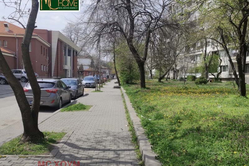 Двустаен апартамент в Красна поляна 1 с две тераси