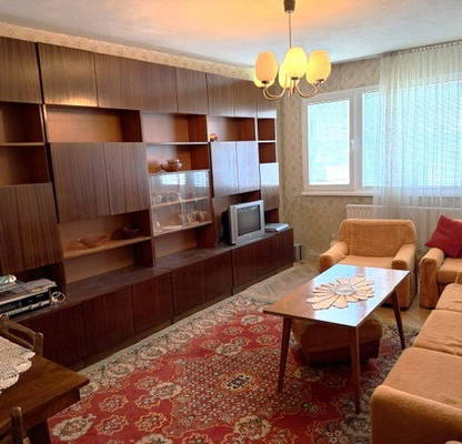 Снимка 2 — Просторен 3-стаен апартамент в Красна поляна 1 с две тераси