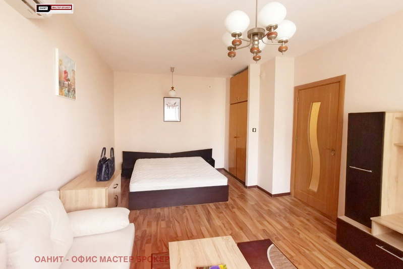 1-bedroom apartment in Sofiya, Krasna Polyana 1