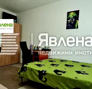 Снимка 3 — Тристаен апартамент в Красна поляна 2 с изток-западно изложение