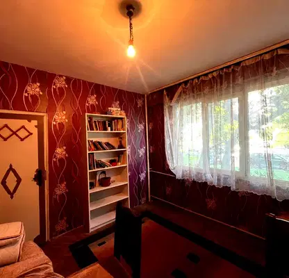 Снимка 5 — Тристаен апартамент 76 кв.м. в Красна поляна 2 саниран